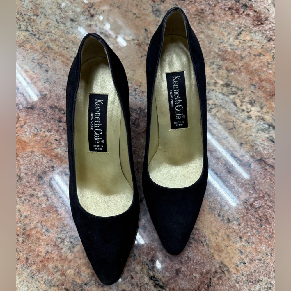 Kenneth Cole Black Suede Heels *Great Condition*